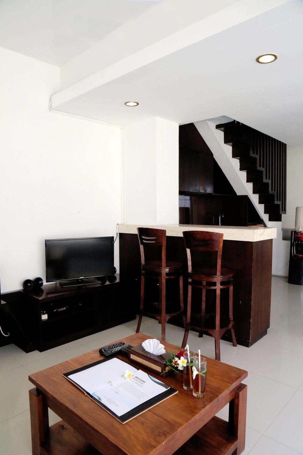 Grace And Milena Guesthouse كوتا المظهر الخارجي الصورة