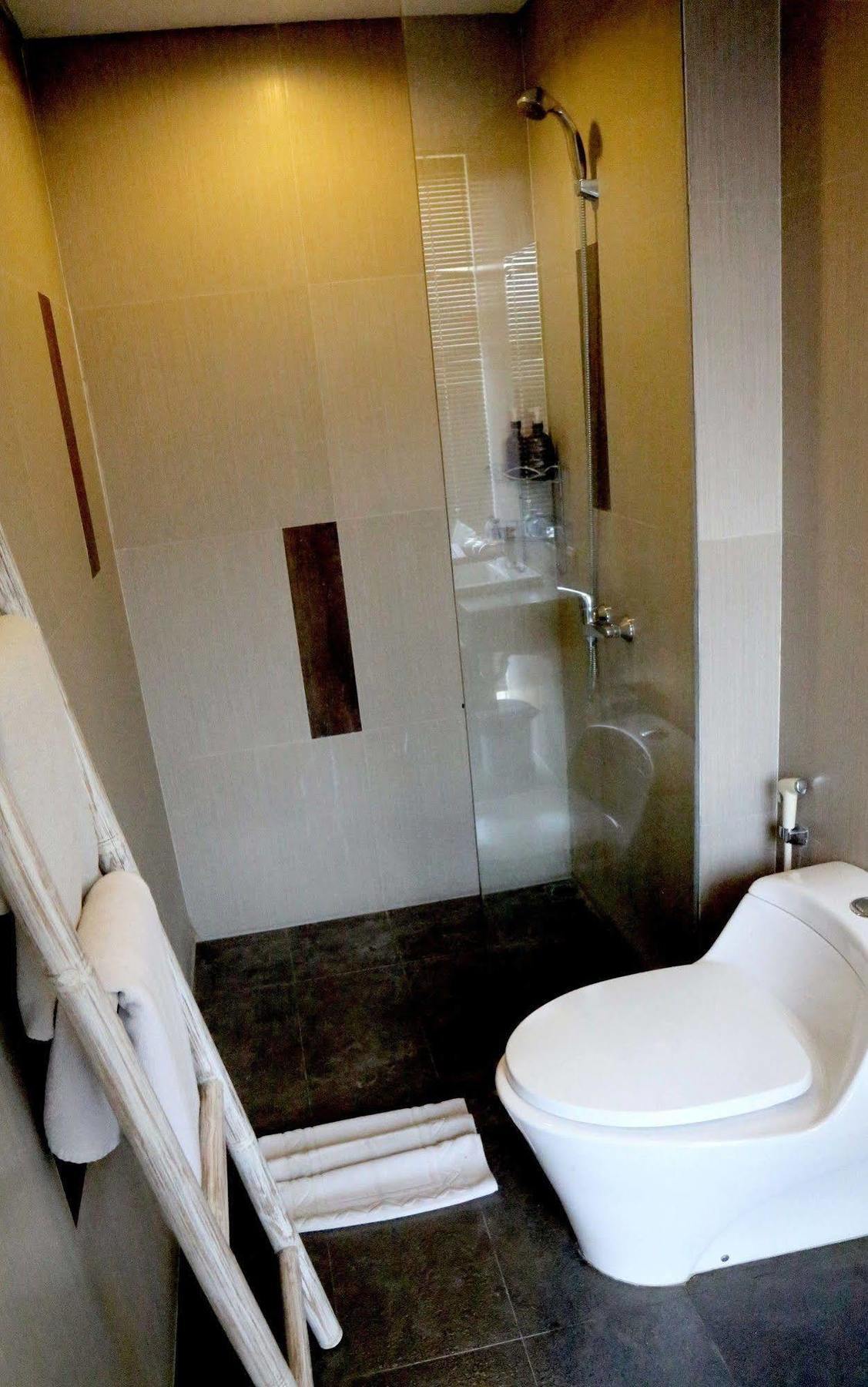 Grace And Milena Guesthouse كوتا المظهر الخارجي الصورة