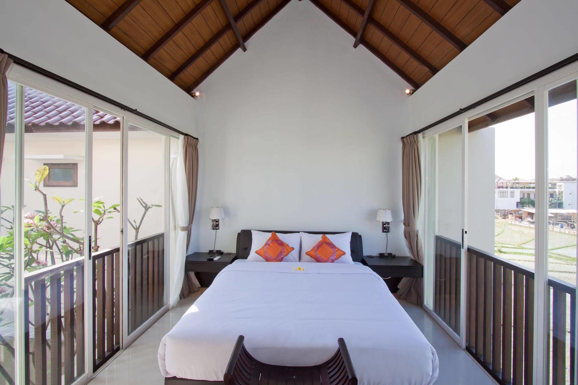 Grace And Milena Guesthouse كوتا المظهر الخارجي الصورة