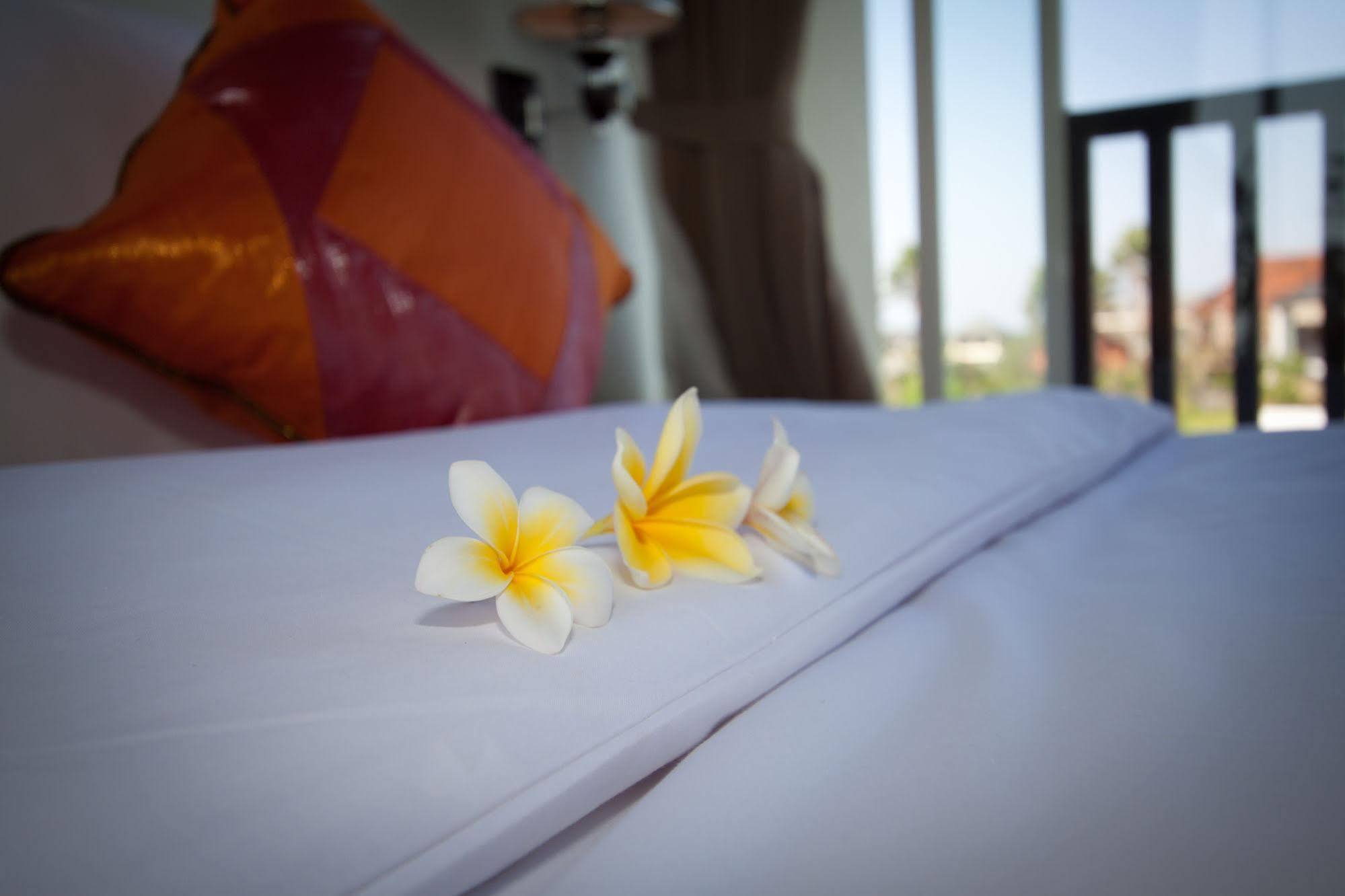 Grace And Milena Guesthouse كوتا المظهر الخارجي الصورة